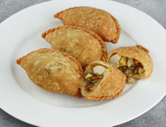 Traditional Recipe for Savory Potato Pastel Cake from Indonesia