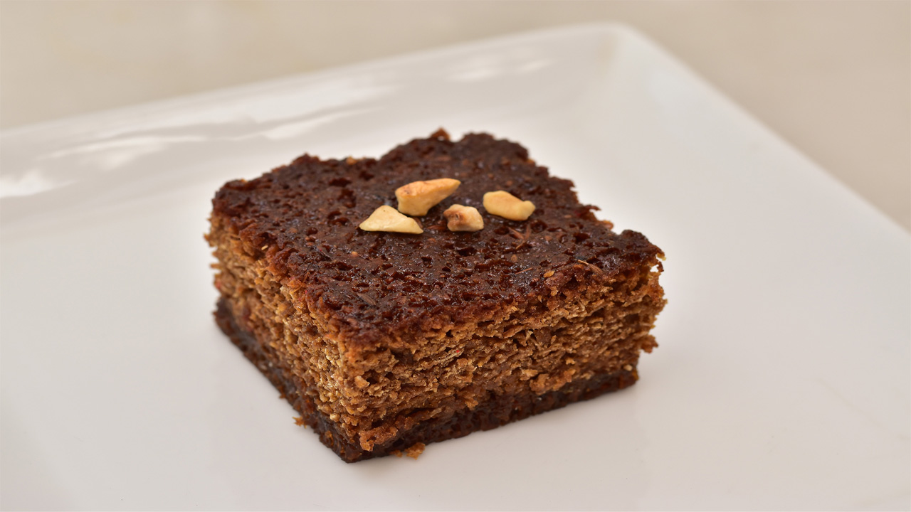 Bibikkan, Traditional Sri Lankan Coconut Cake Rooted in Festive Heritage