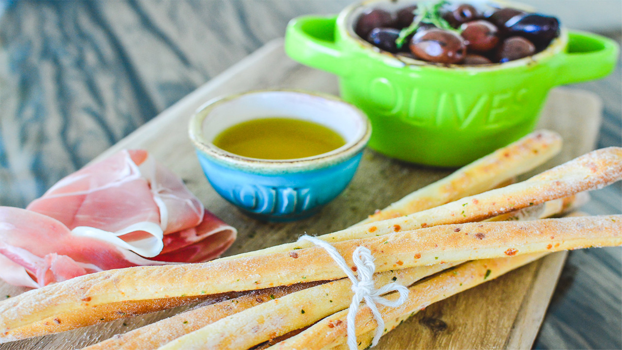 Grissini, the Elegant Italian Breadstick with Timeless Charm