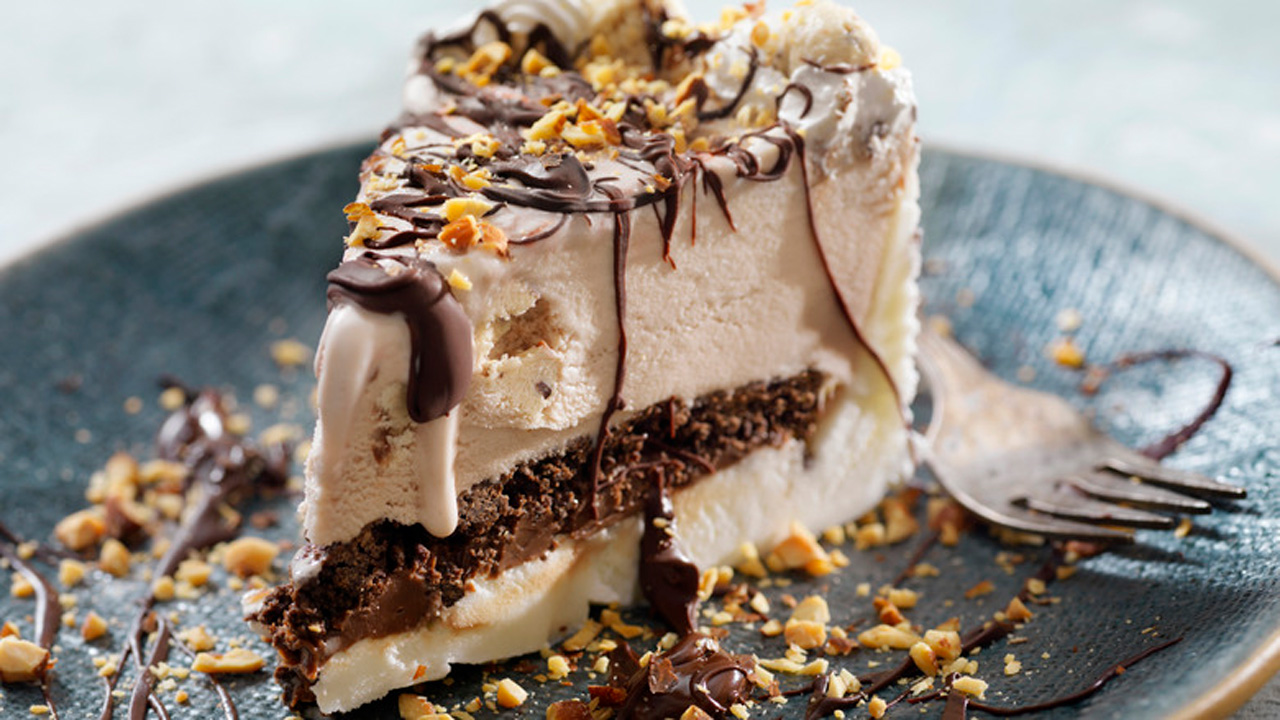 A Classic Dessert Reinvented: The Sweet Story of Ice Cream Cake